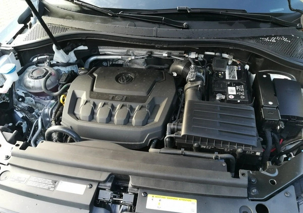 Volkswagen Tiguan Allspace cena 104800 przebieg: 24972, rok produkcji 2020 z Tarnów małe 379